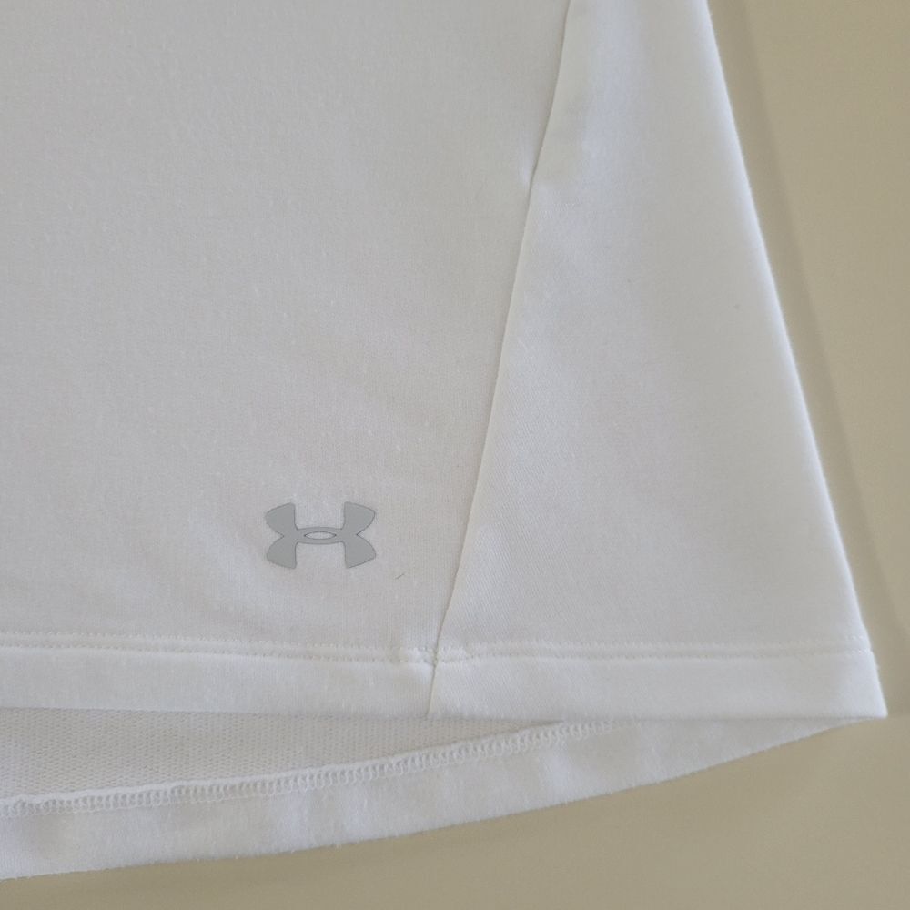 Under Armour Women's White Sleeveless Hooded Pullover Top - Picture 11 of 14